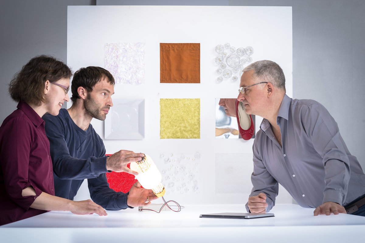 Custom solutions - Generating ideas Generating ideas at the swiss lighting manufacturer